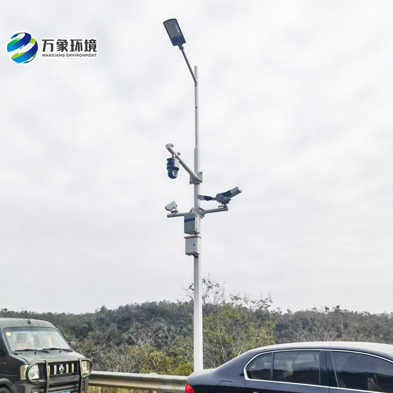 ??團霧預(yù)警監(jiān)測系統(tǒng)是一款高速公路能見度監(jiān)測儀器